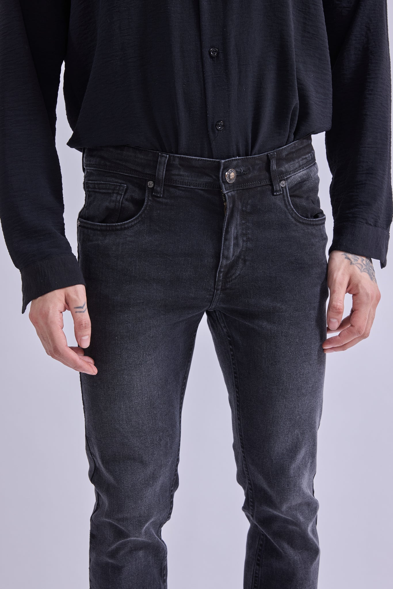 Regular Fits Jeans - GIORAcottonGIORARegular Fits JeansGI-JE-0009-BMA-3030GIORASkinny legCotton