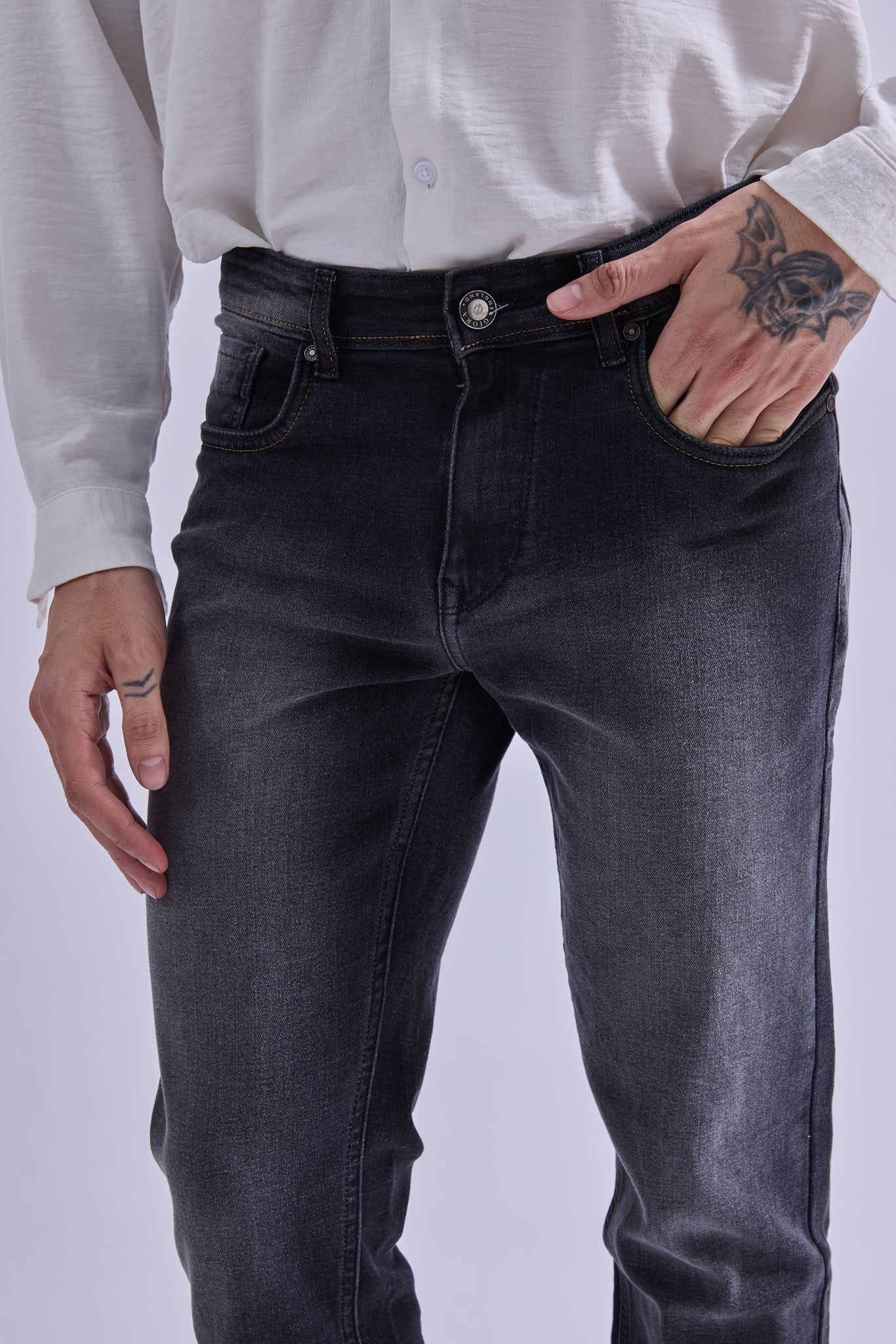 Straight Fit Jeans - GIORAcottonGIORAStraight Fit JeansGI-JE-0005-BKDX-3232GIORACotton